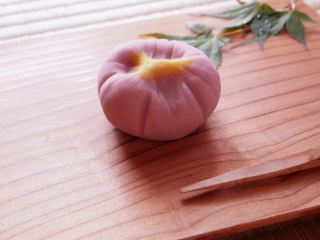 奈良　nara 隠れ家　三五夜　茶道　お茶　煎茶　煎茶道　体験　教室　習い事　お稽古　煎茶教室　煎茶道教室　茶室　茶席　茶会　玉露　宇治茶　丸久小山園　趙州　JR奈良駅　徒歩　2分　三網田　練り切り　練切り　練切　和菓子　お菓子